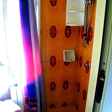 Alessandro Carro Guest house