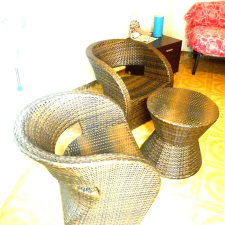 Alessandro Carro Πανσιόν