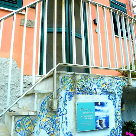 Guest house Alessandro Carro 3*